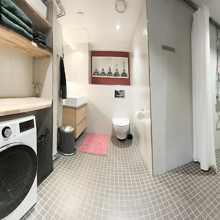 Lägenhet *central*cozy*wellequipped*apartment* 50m2*